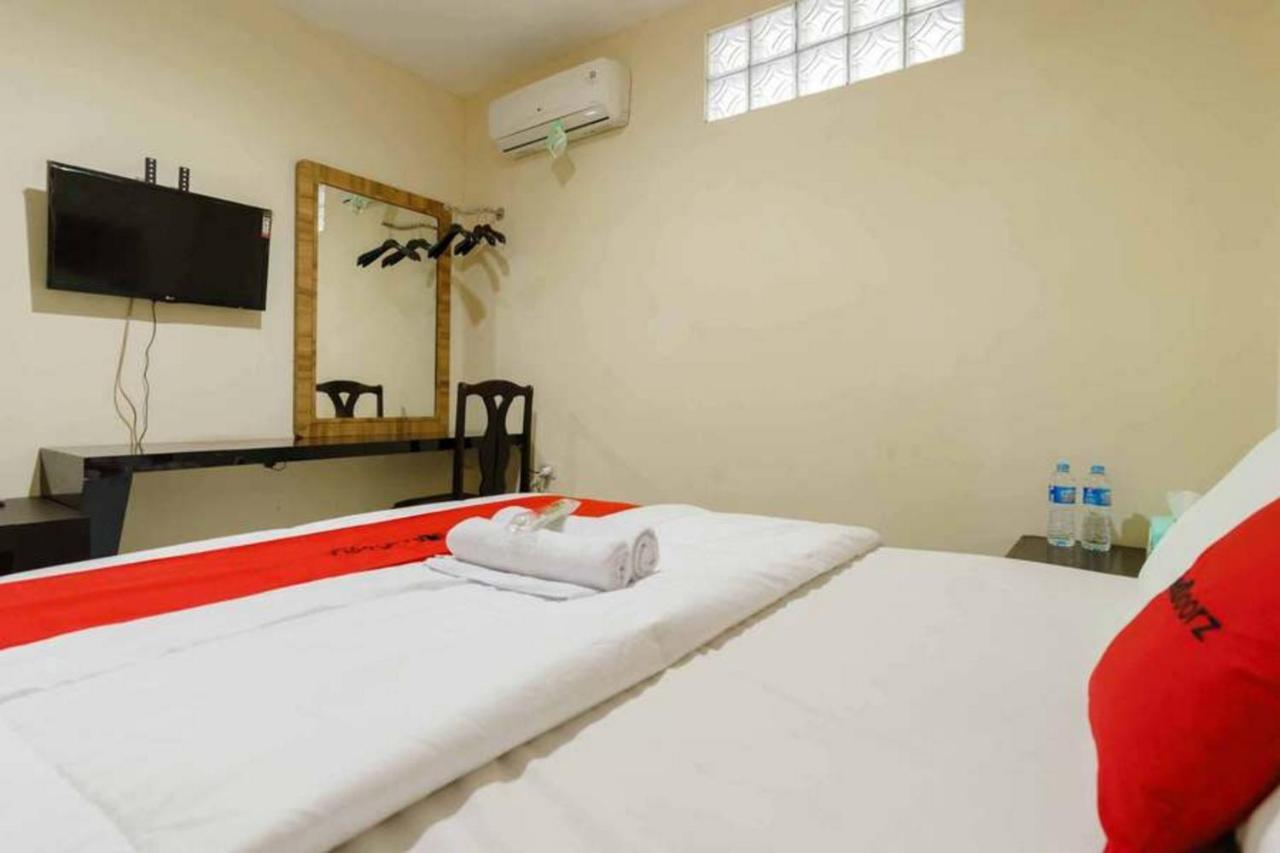 Reddoorz @ Dwipa Wisata Hotel Bandar Lampung Eksteriør bilde